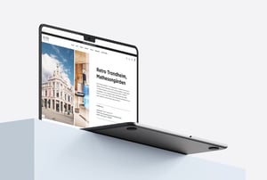 Macbook_Air_Mockup_1_retro-2048x1384